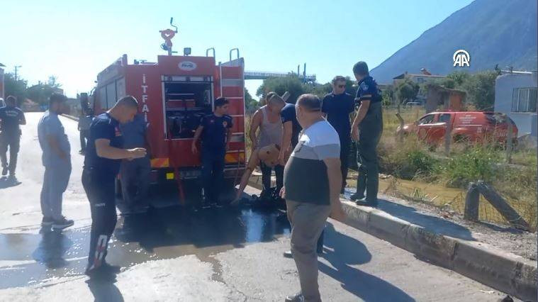 Sulama kanalında bir battı bir çıktı. Boğulma ihbarına giden ekipler şaşkına döndü - Resim: 8